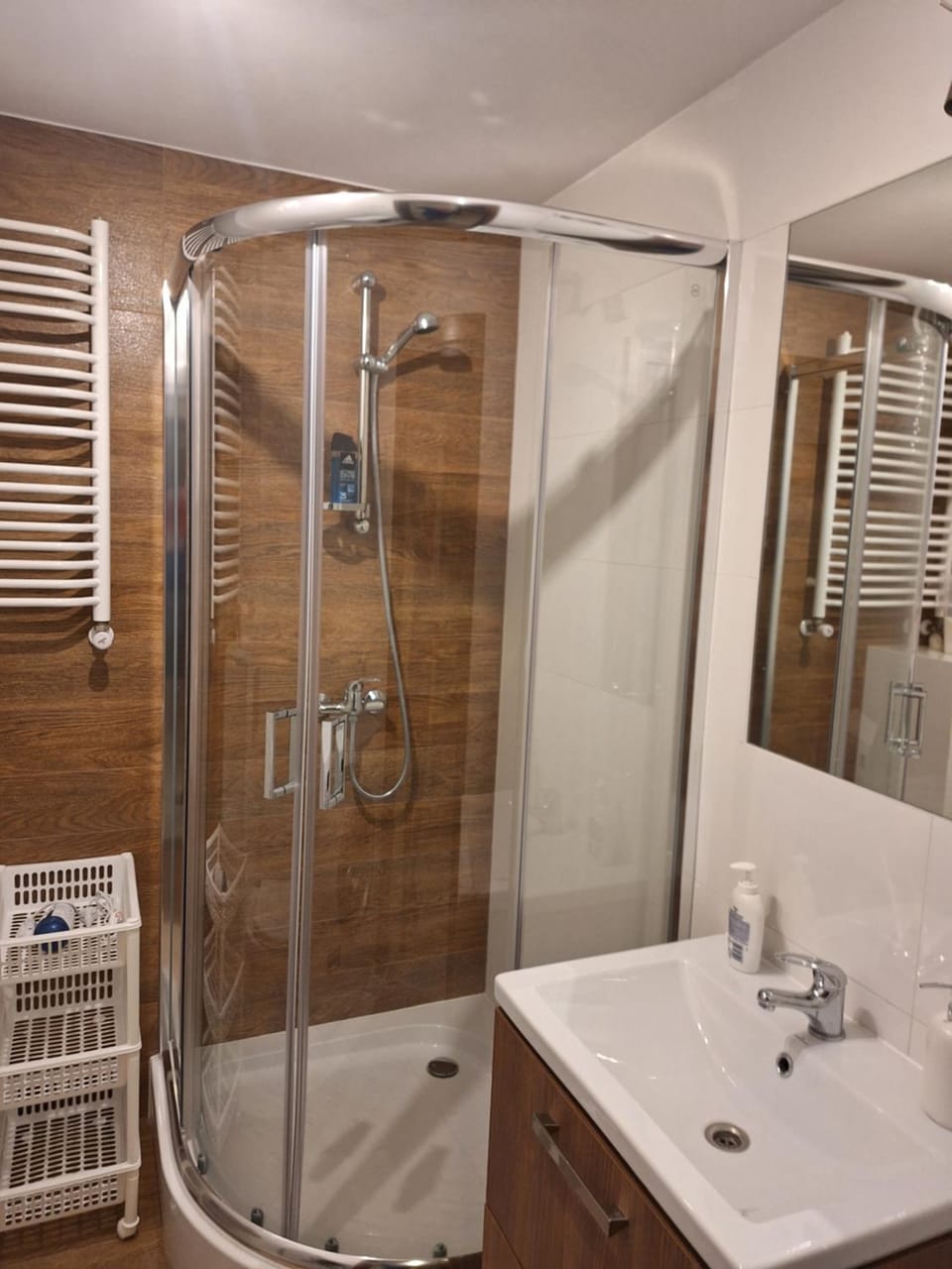 Apartamenty "Kotlina" Apartment in Lower Silesian Voivodeship