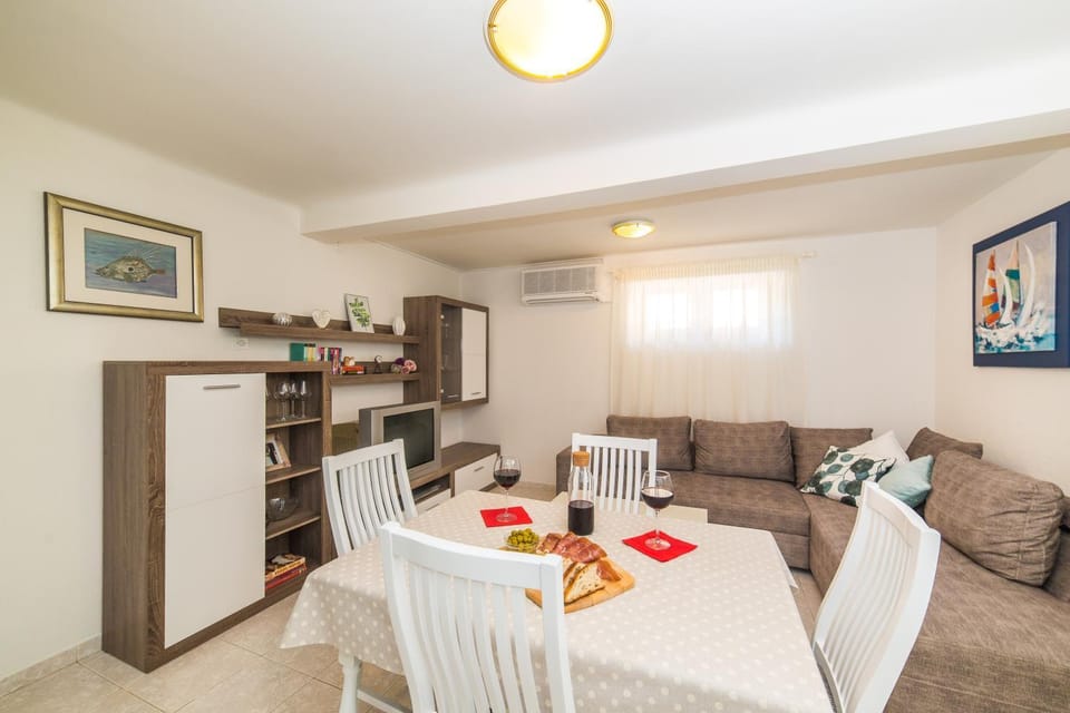 Mirjana Apartment in Split