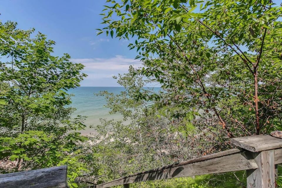 Beach Cottage House in Michigan