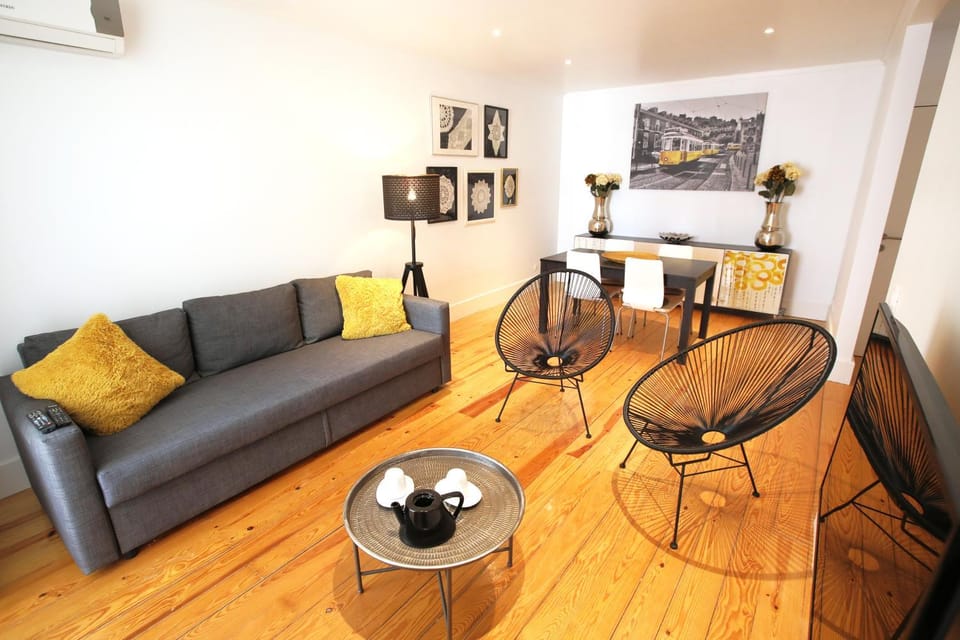 TV and multimedia, Living room, Dining area
