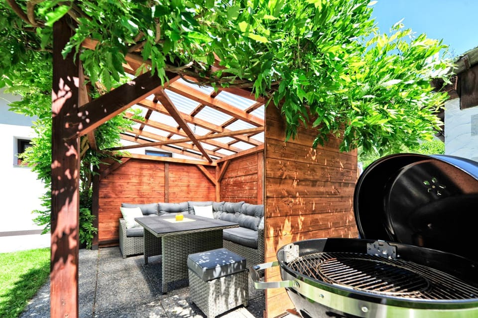 BBQ facilities, Garden