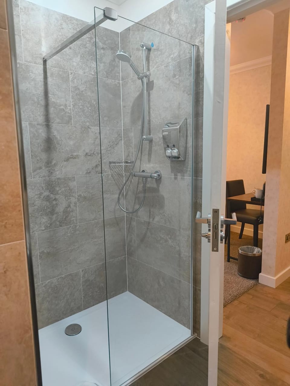 The Claymore Guest House Bed and Breakfast in Pitlochry