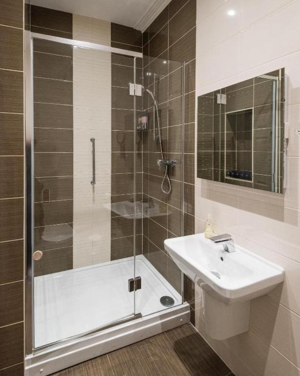 The Claymore Guest House Bed and Breakfast in Pitlochry