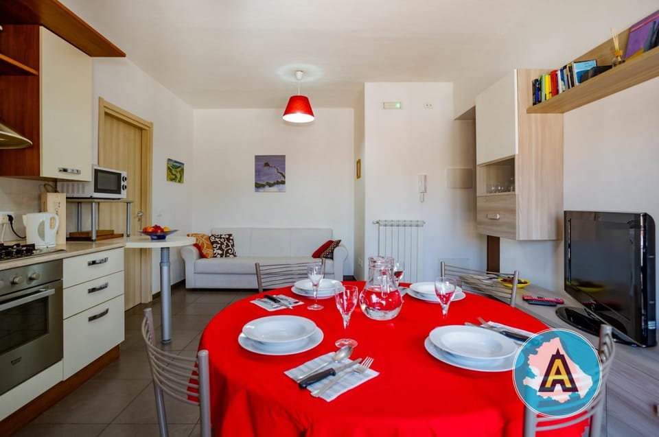 Day, Kitchen or kitchenette, Living room