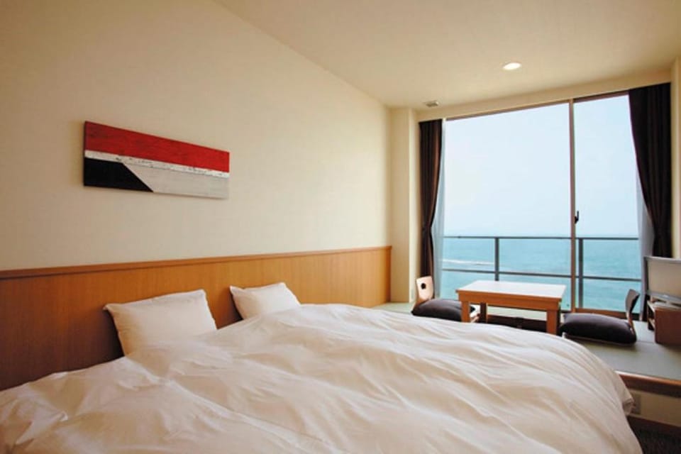 Bed, Sea view