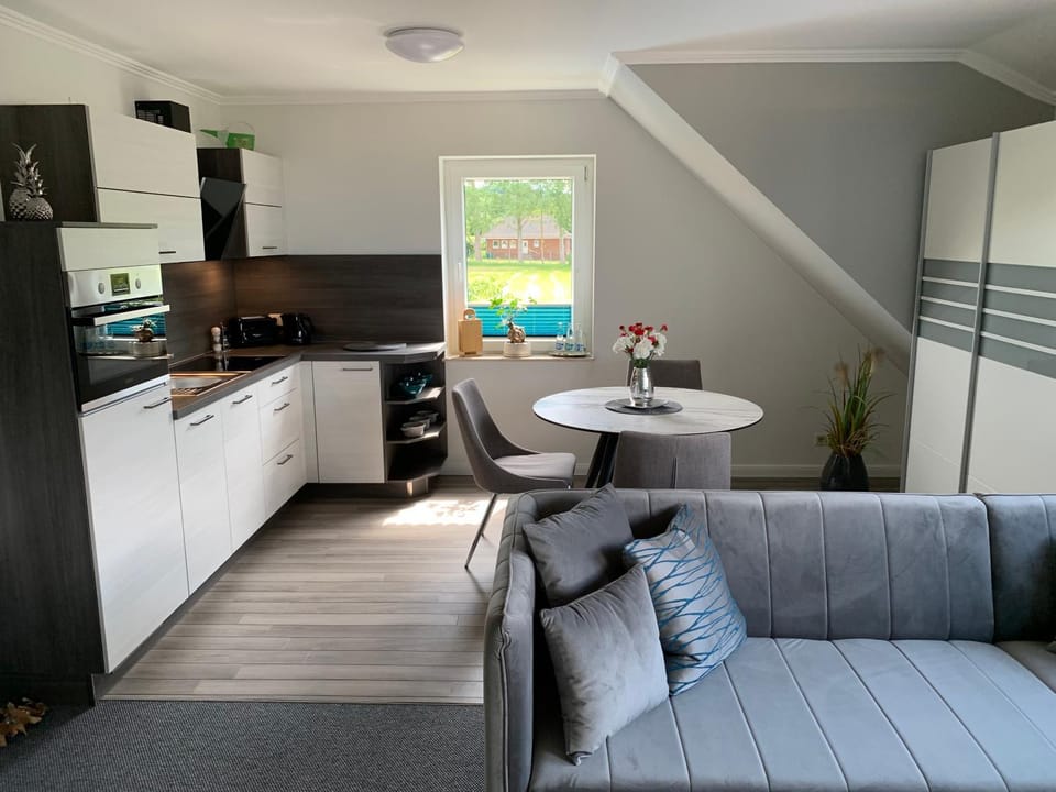 Kitchen or kitchenette, Living room, Dining area, Garden view, Pool view