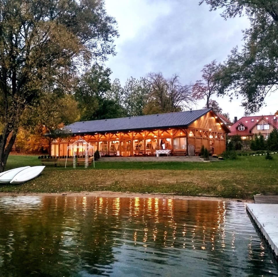 Natural landscape, Garden, Meeting/conference room, Lake view, wedding