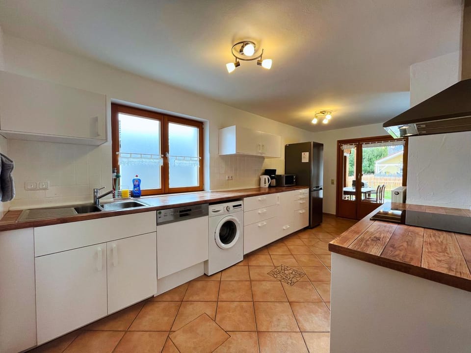 Kitchen or kitchenette, dishwasher, stove, washing machine, kitchen