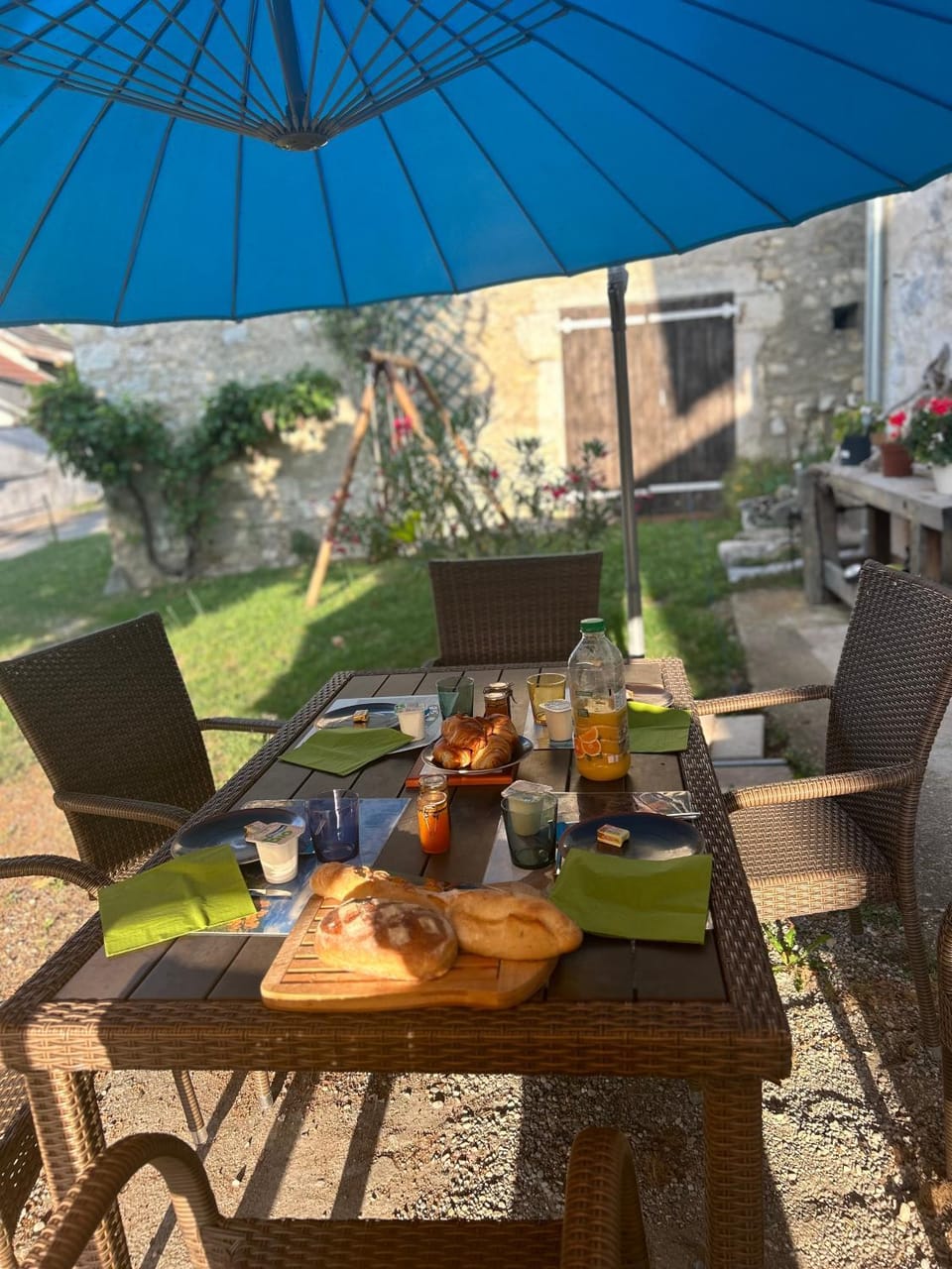 Chambres d'hôtes des Deux Lacs Bed and Breakfast in Auvergne-Rhône-Alpes