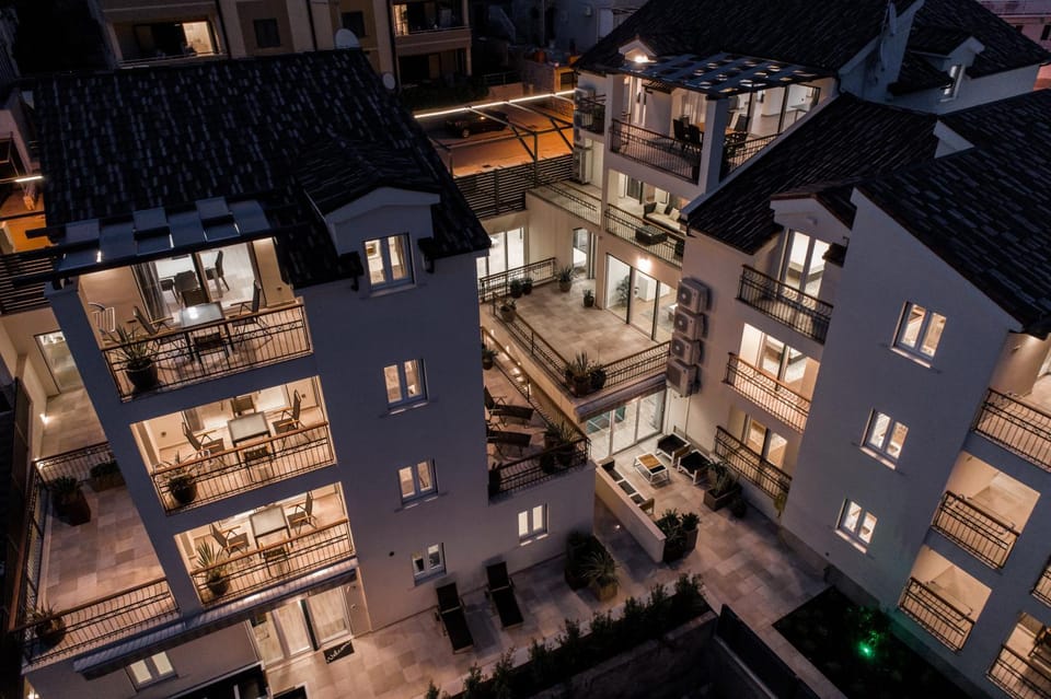 Property building, Night, Location