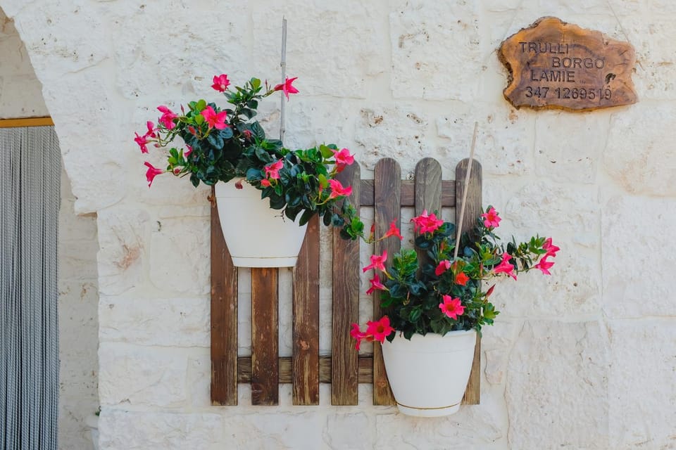 Property logo or sign, Decorative detail