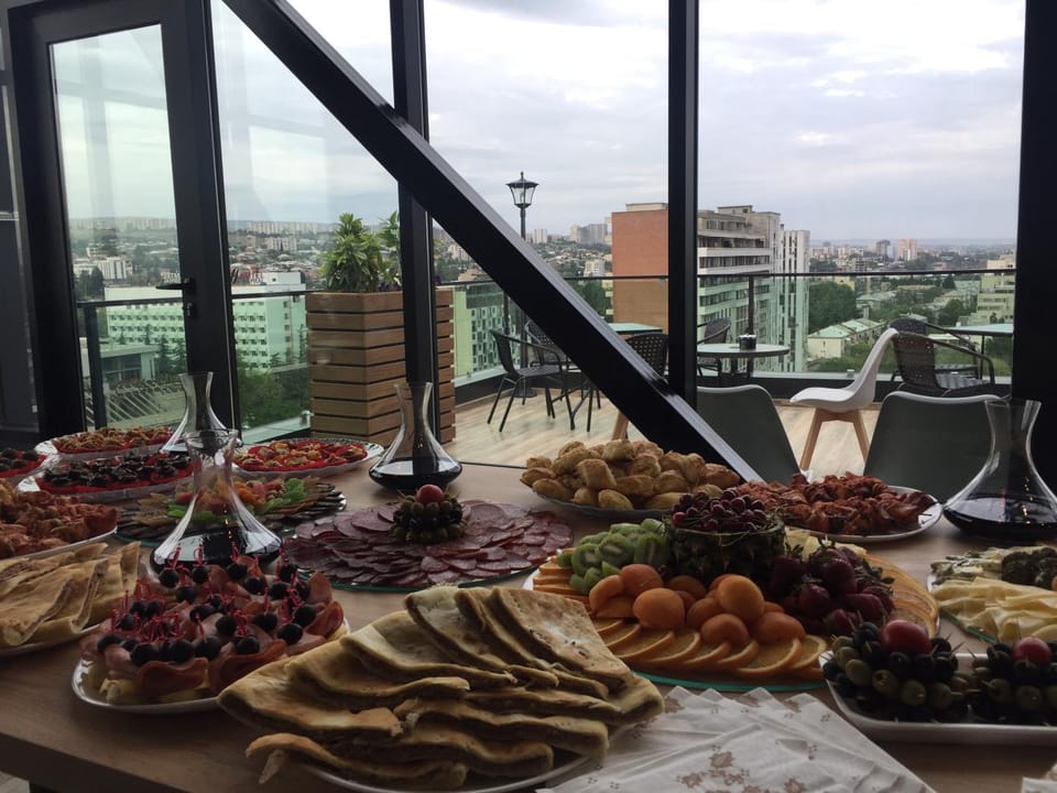 Food and drinks, Food