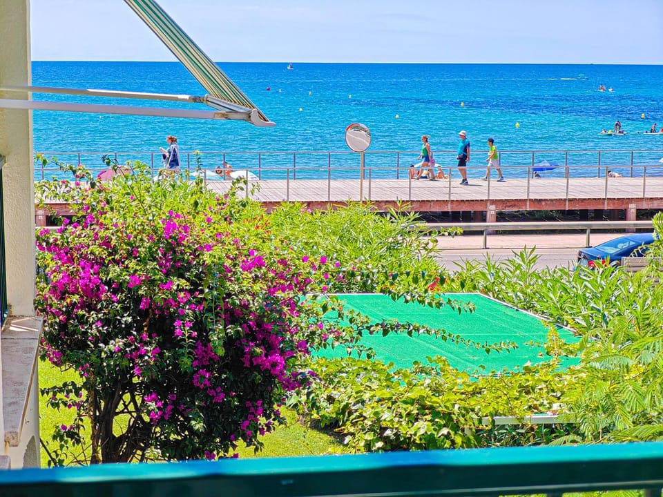 LITORAL COSTA DORADA - TALLATS vista mar Apartment in Cambrils