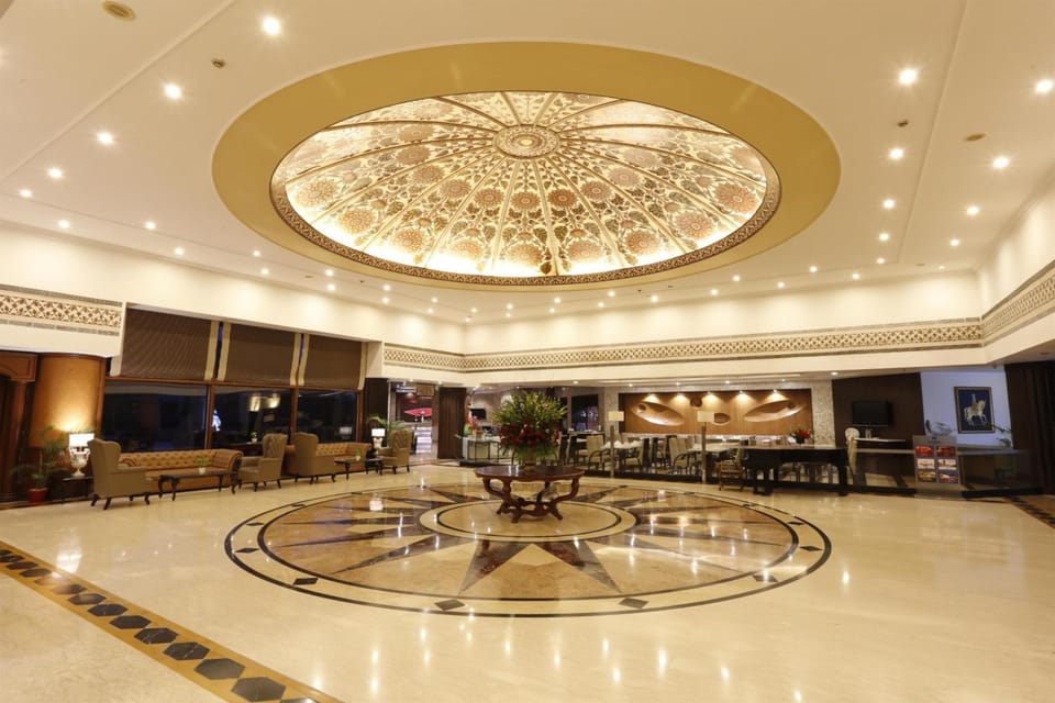 Lobby or reception, Lobby or reception