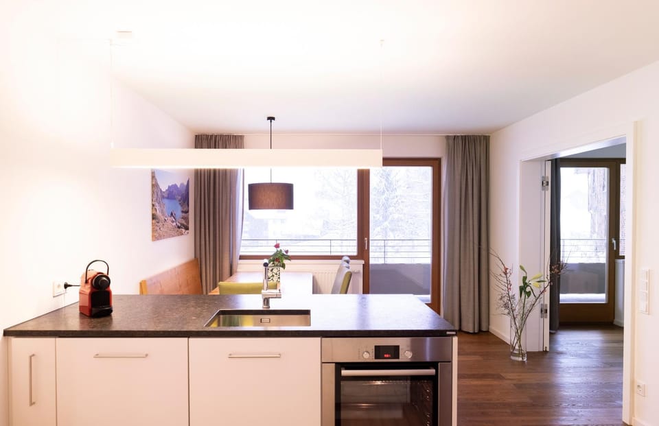 Balcony/Terrace, Kitchen or kitchenette, Dining area