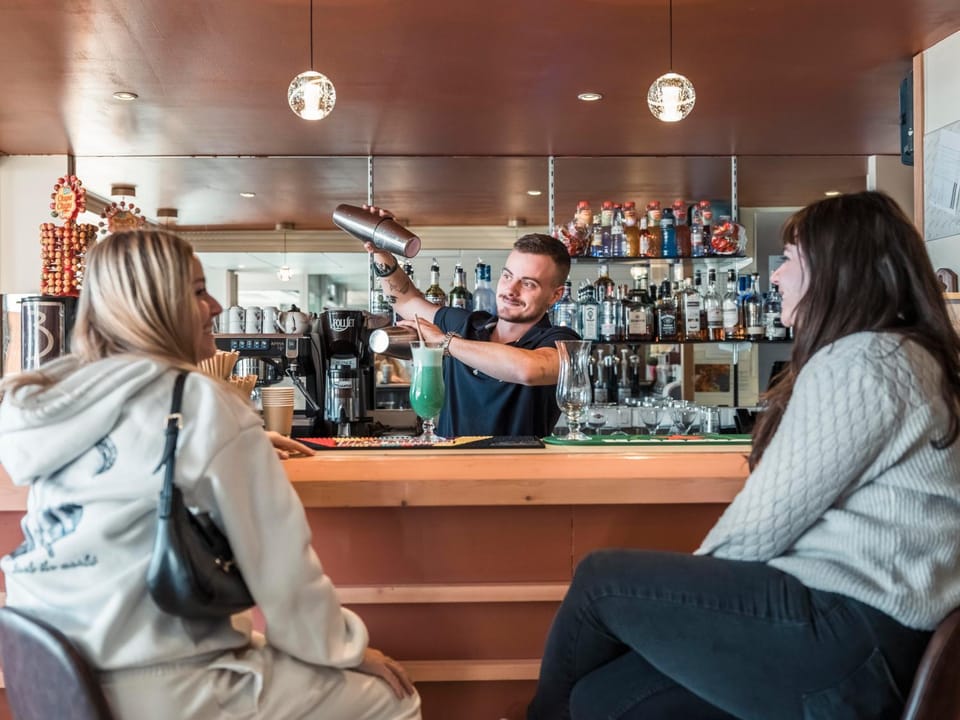 Lounge or bar