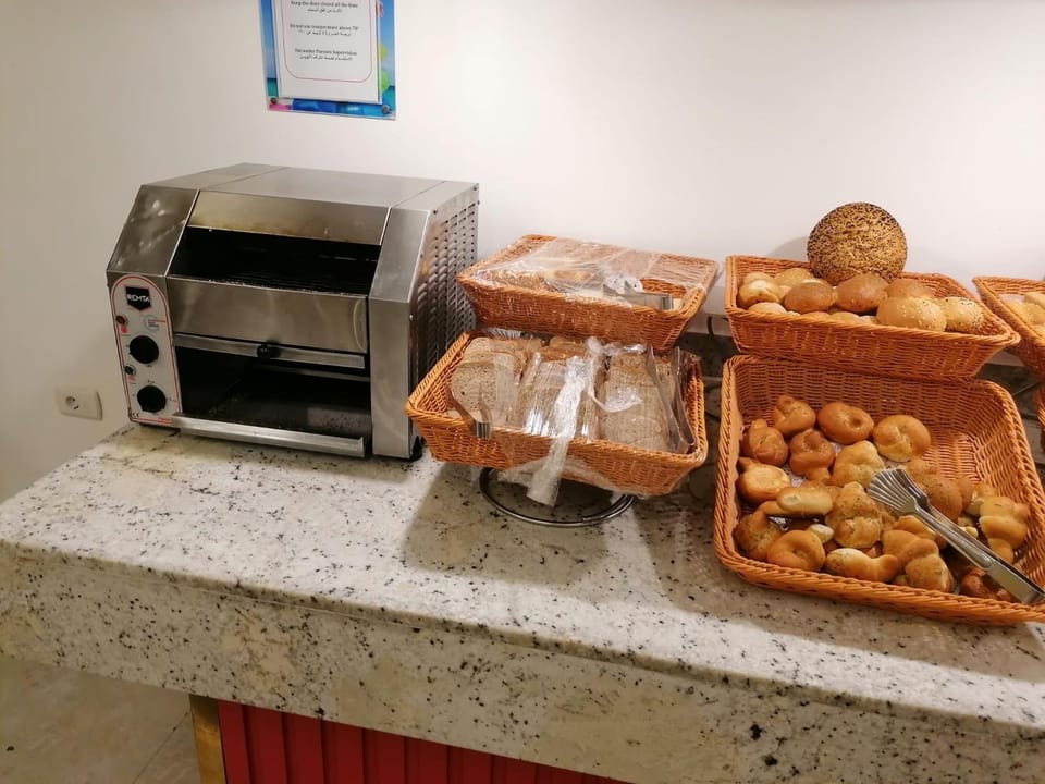 Food and drinks, Buffet breakfast