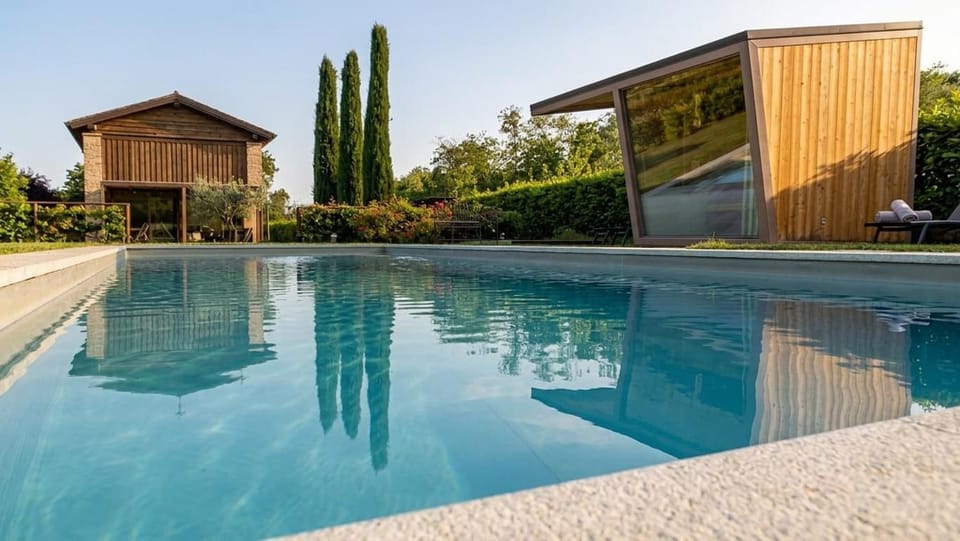 Property building, Swimming pool