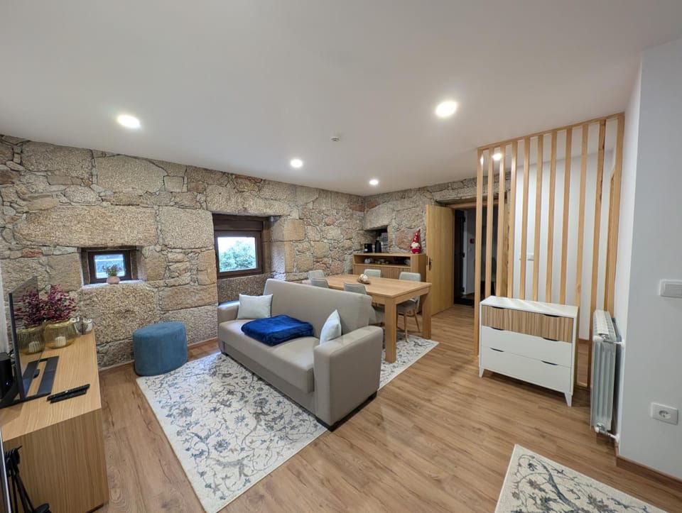TV and multimedia, Living room, Photo of the whole room, Seating area