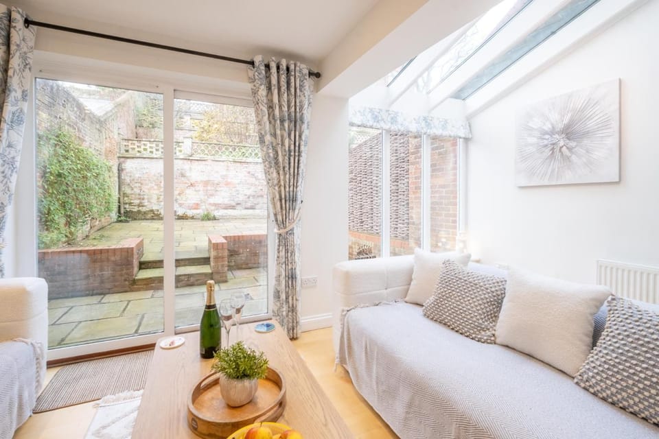 67 Pebble Cottage House in Aldeburgh