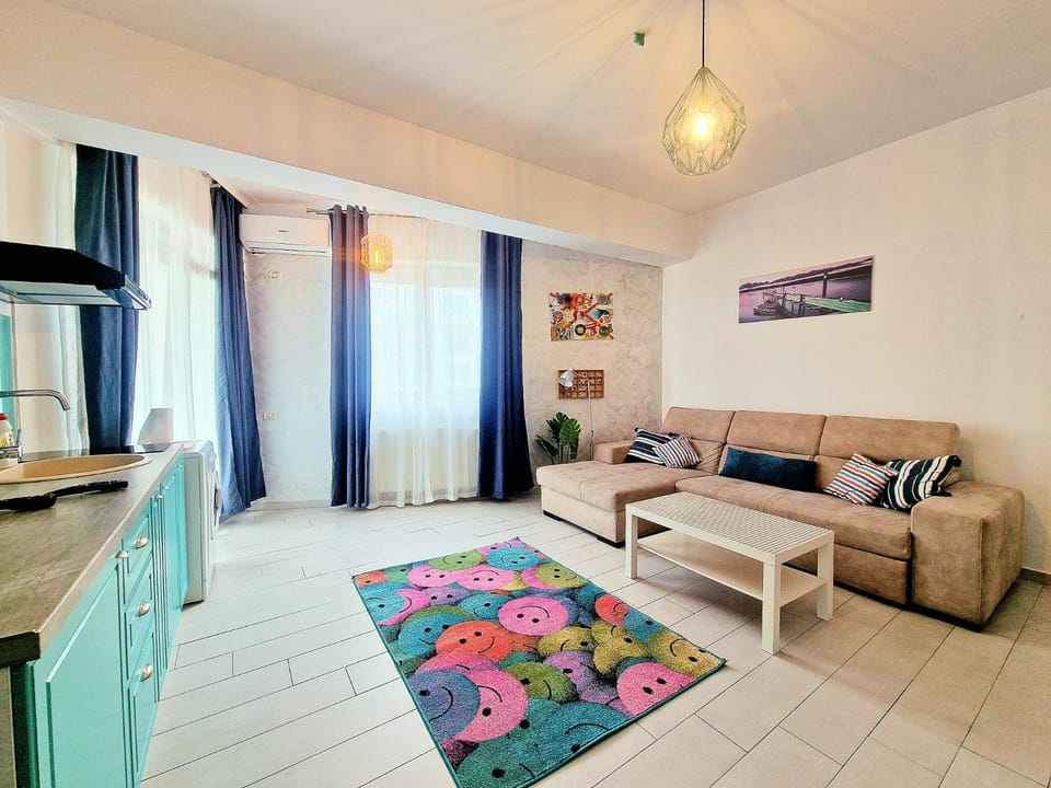 Azzurro Sea View Mamaia Apartment in Constanta