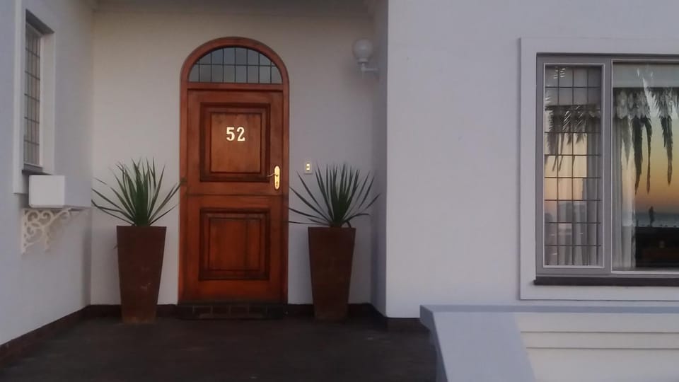 Haus Schaaf b&b Bed and Breakfast in Namibia
