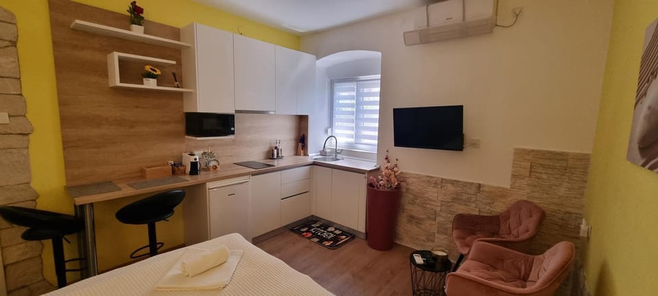 Studio apartment Lori Apartment in Pula