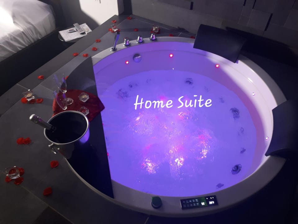 Home Suite House in Catania
