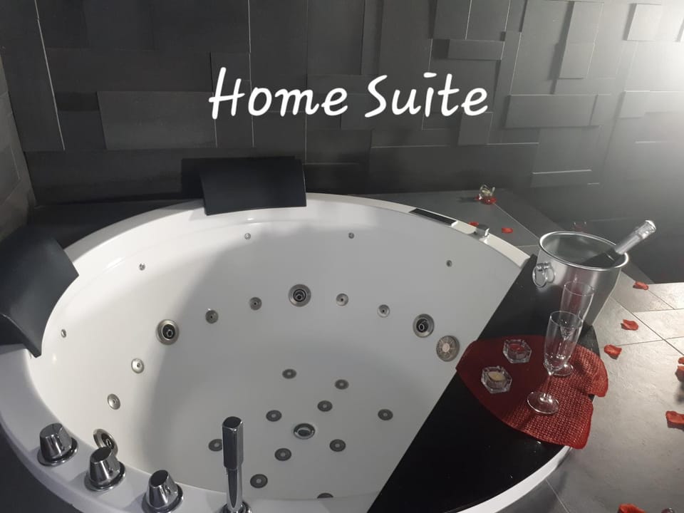 Home Suite House in Catania