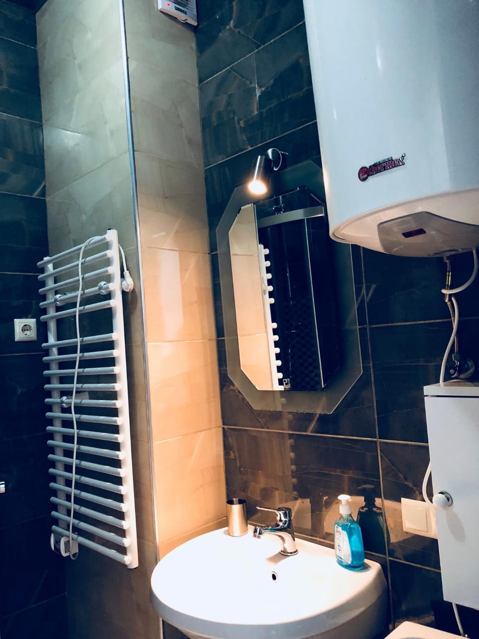 Shower, Property building, Bathroom