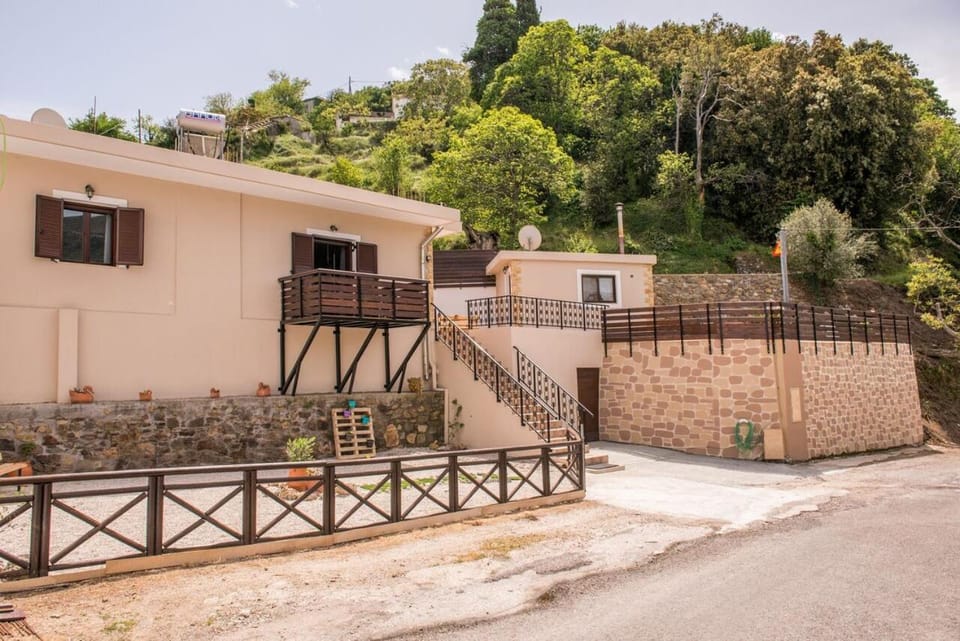 Marika Traditional Home House in Crete