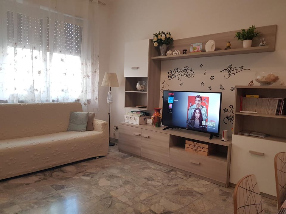 Living room, Evening entertainment