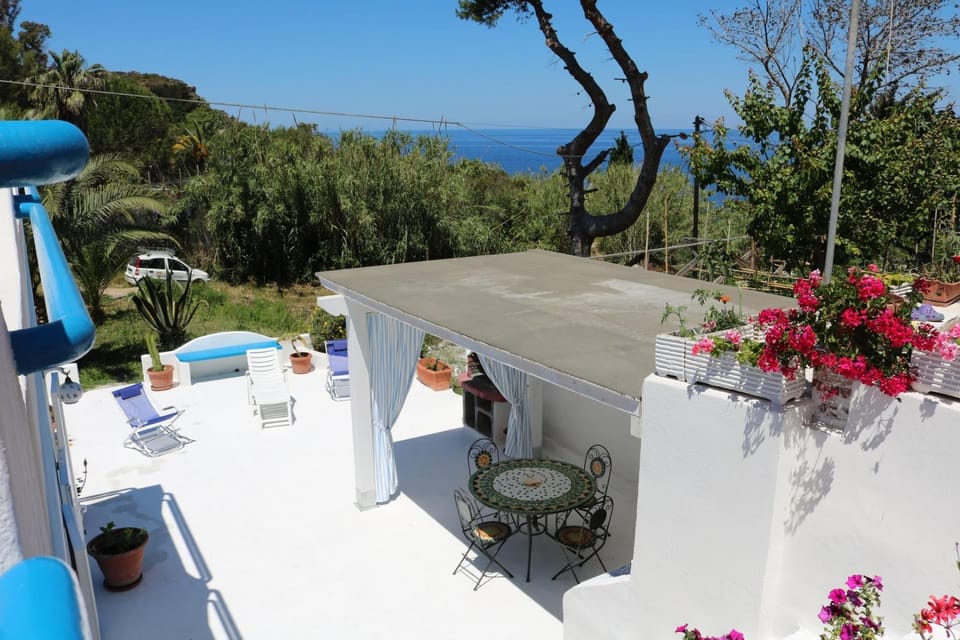 Patio, Balcony/Terrace