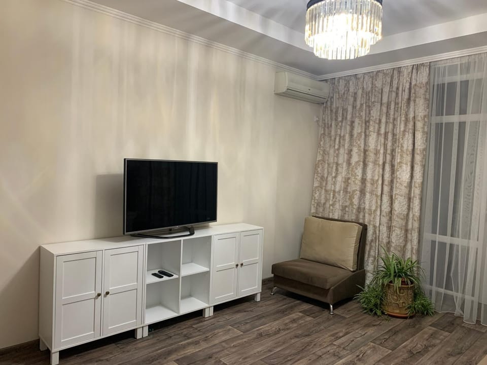 2-комнатная квартира на Соборной Apartment in Ukraine