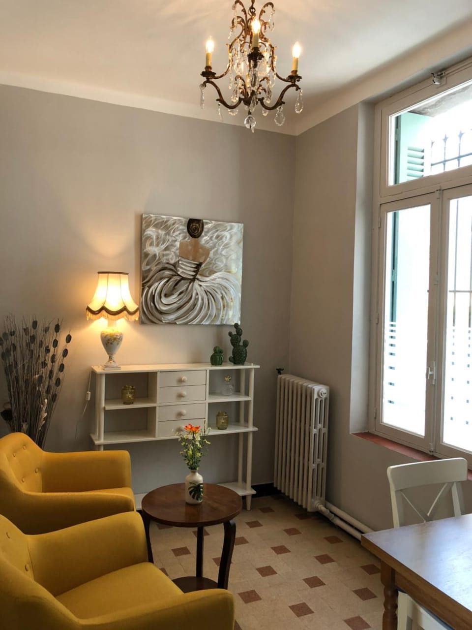 Living room, Seating area