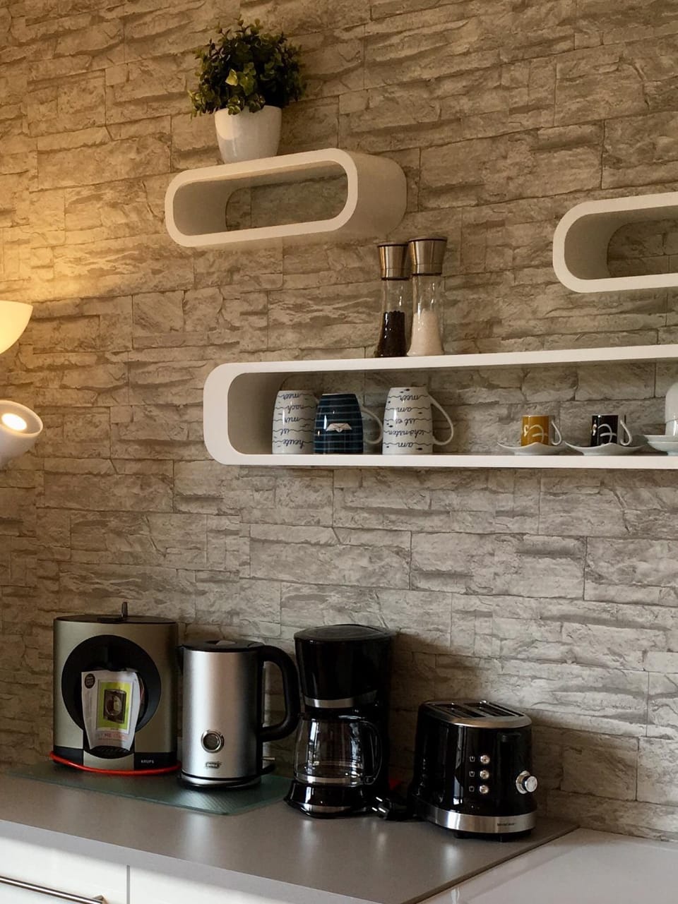 Coffee/tea facilities, Kitchen or kitchenette