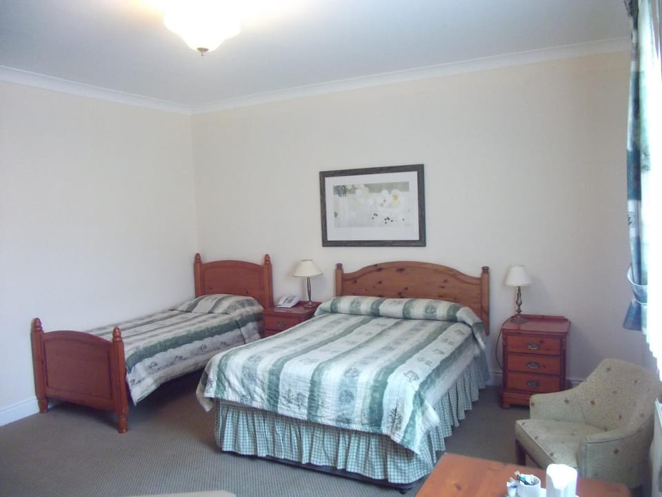 Bed, Photo of the whole room