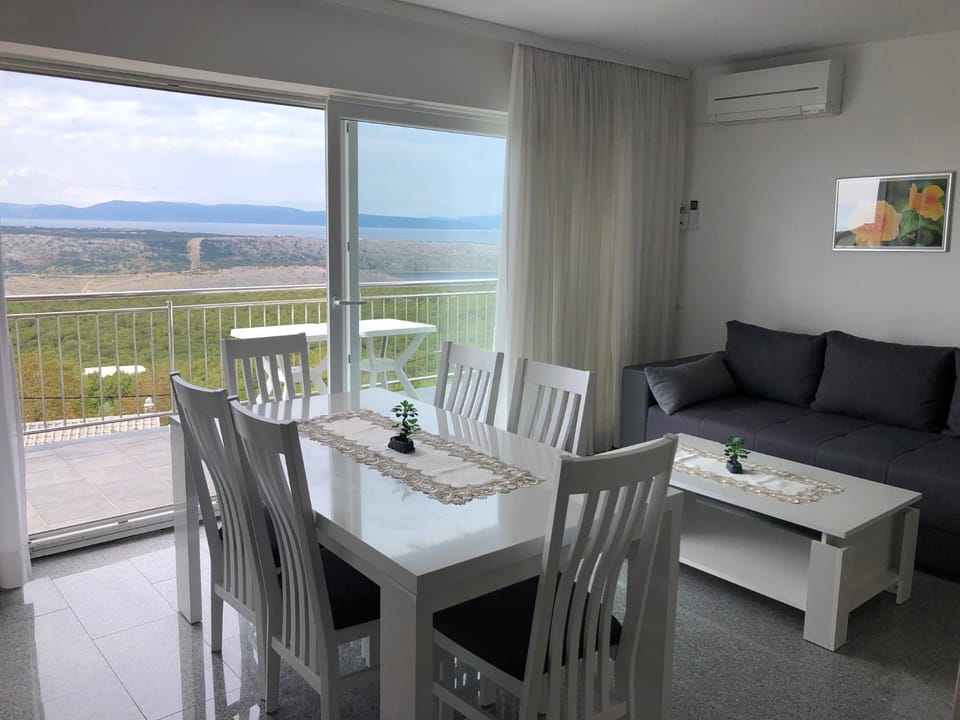 Apartments Diana Apartment in Primorje-Gorski Kotar County