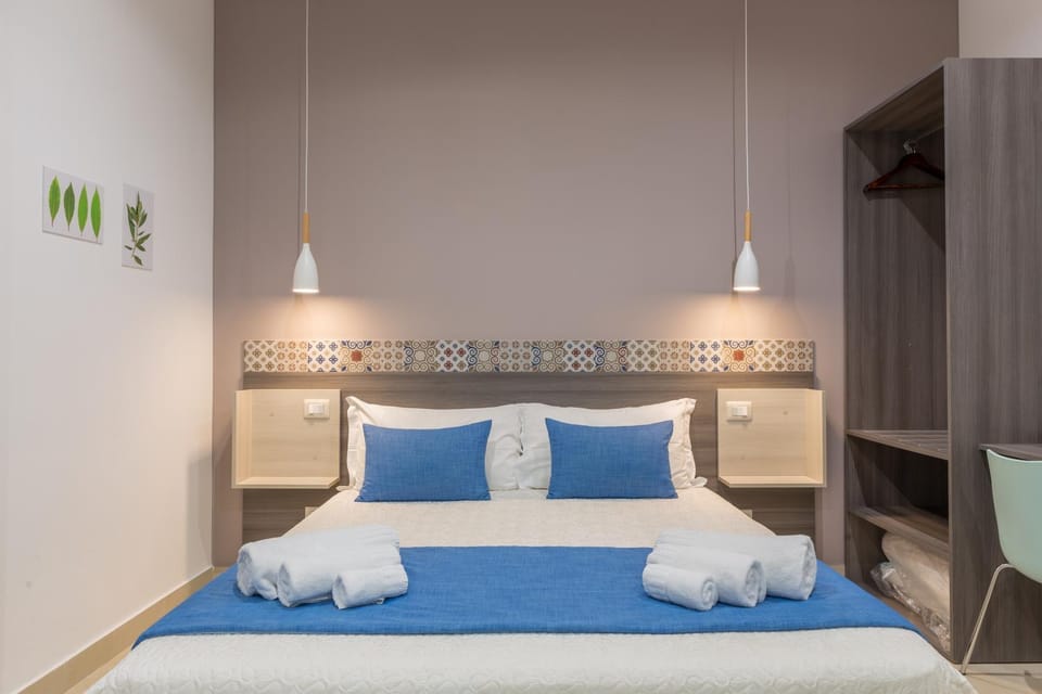Bed, Decorative detail, Bedroom