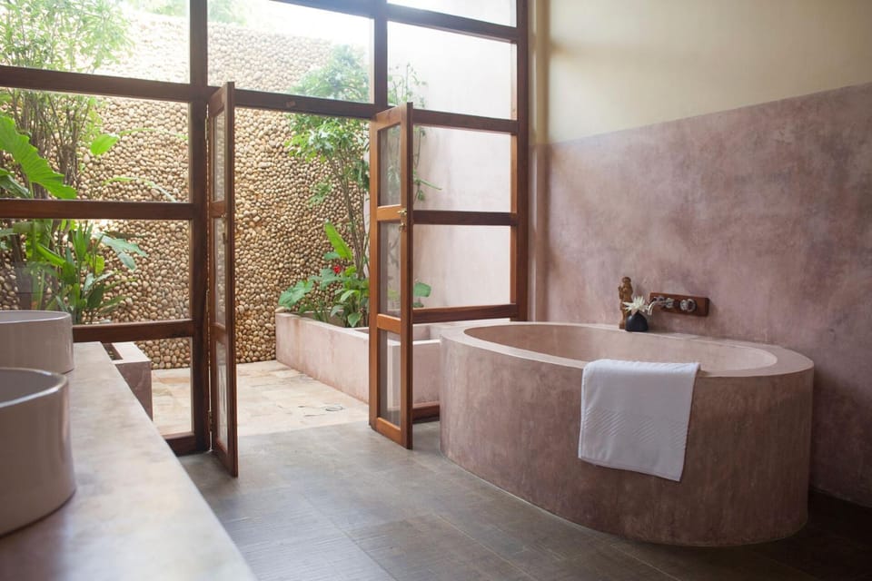 Bathroom, Bath
