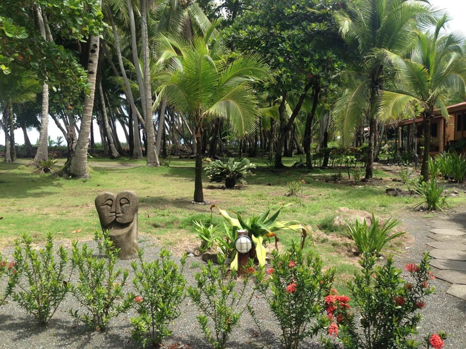 Garden view, Sea view