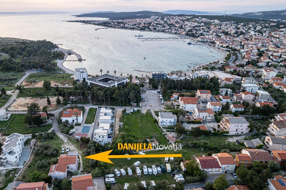 Beach, City view, Sea view, Location