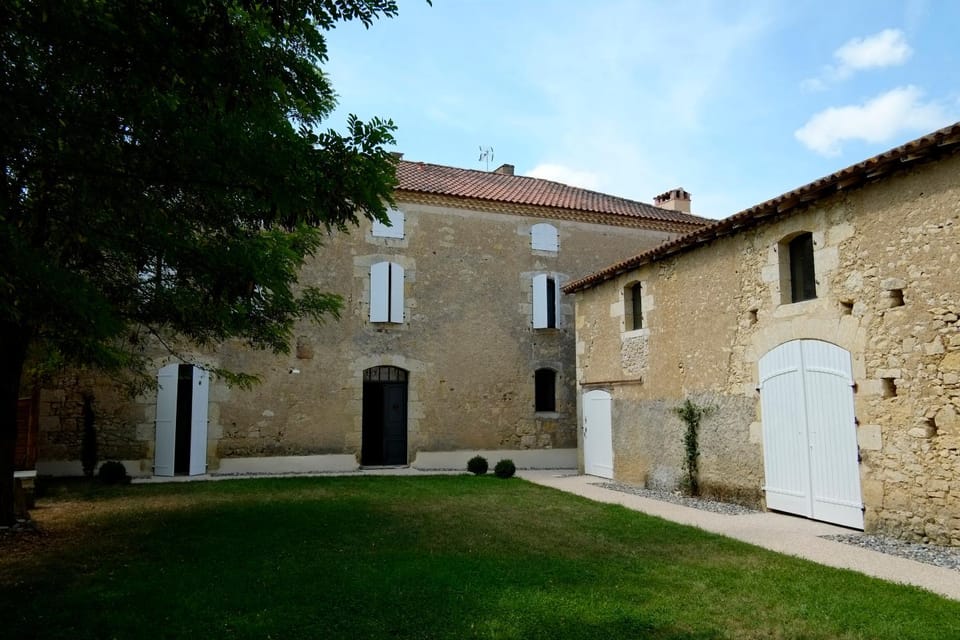 Facade/entrance, Garden