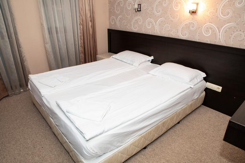 Family Hotel Edia-Sandanski Hotel in Blagoevgrad Province