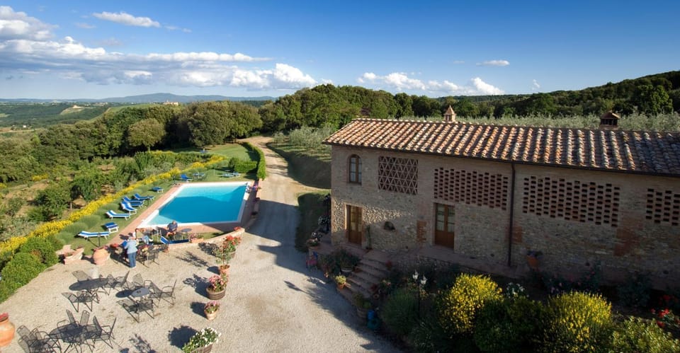 Facade/entrance, Garden, Swimming pool, Swimming pool