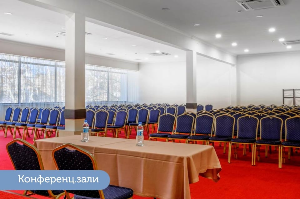 Meeting/conference room