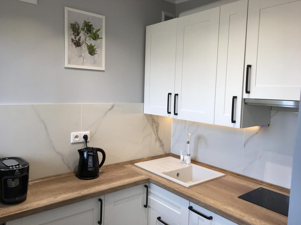 Coffee/tea facilities, Kitchen or kitchenette