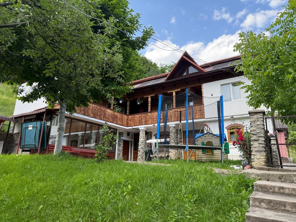 Casa COLT DE RAI Villa in Romania