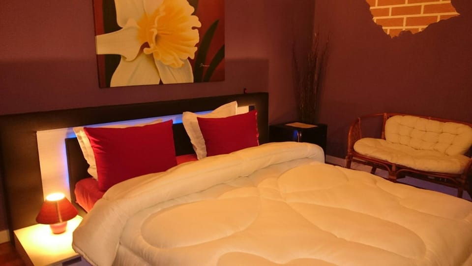 Photo of the whole room, Bedroom, bunk bed