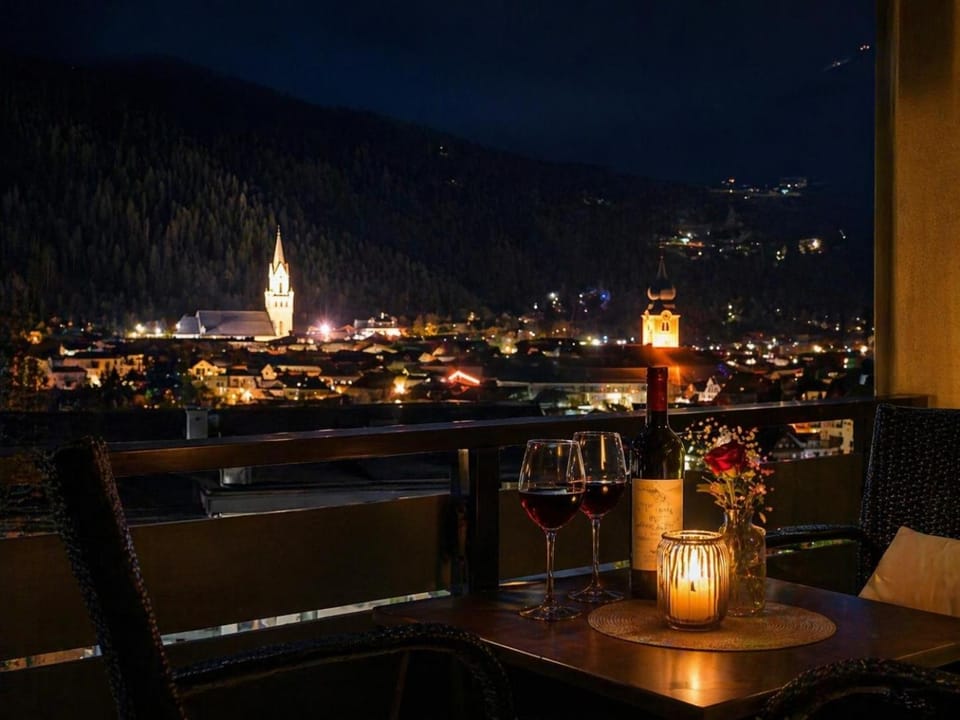 Night, Balcony/Terrace, City view, Mountain view